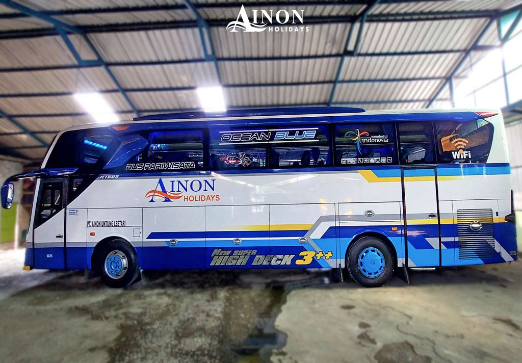 armada-bus-4