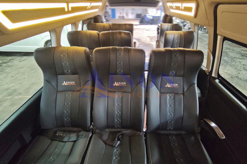 jok-mobil-hiace-dari-dalam